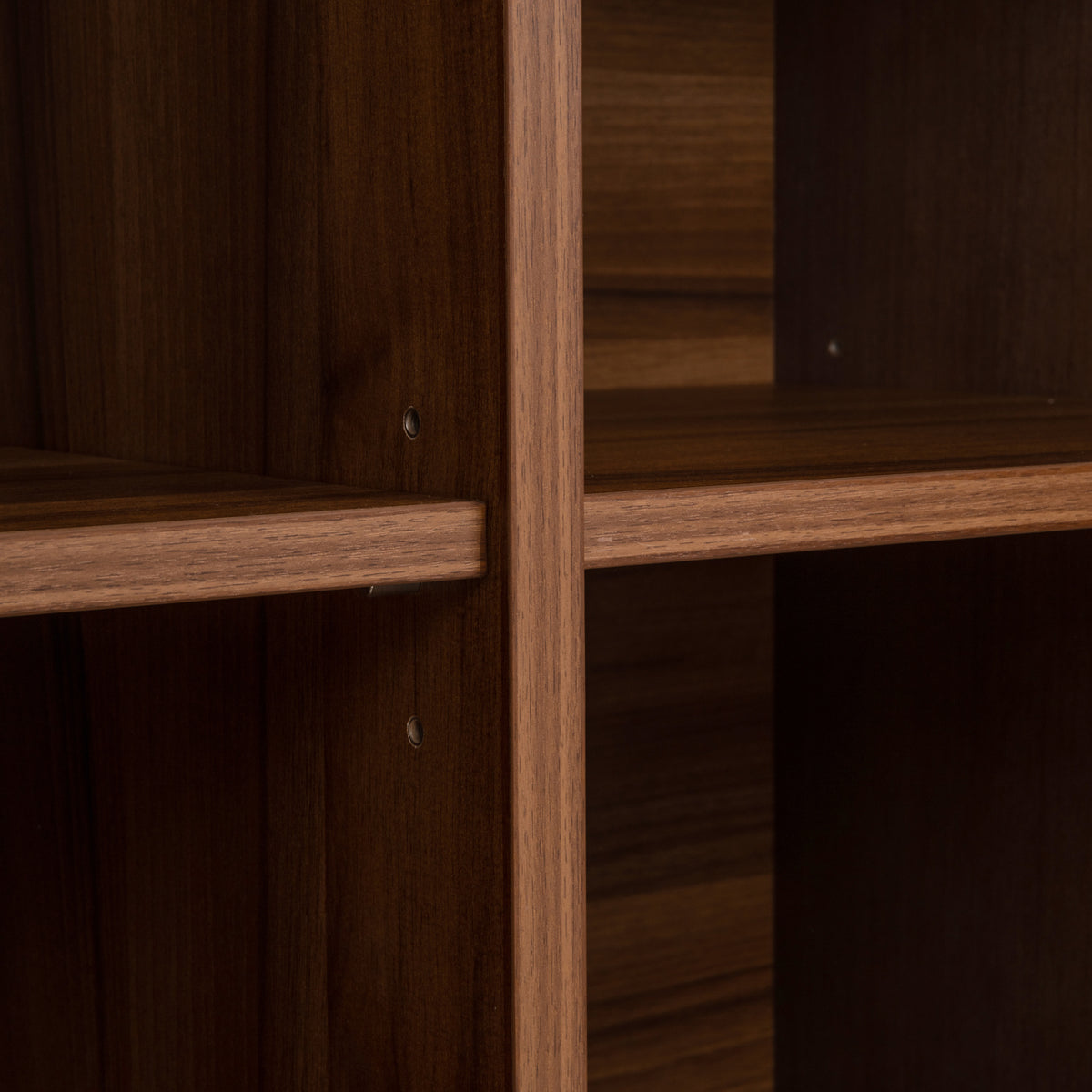 Vitrine Windsor walnut