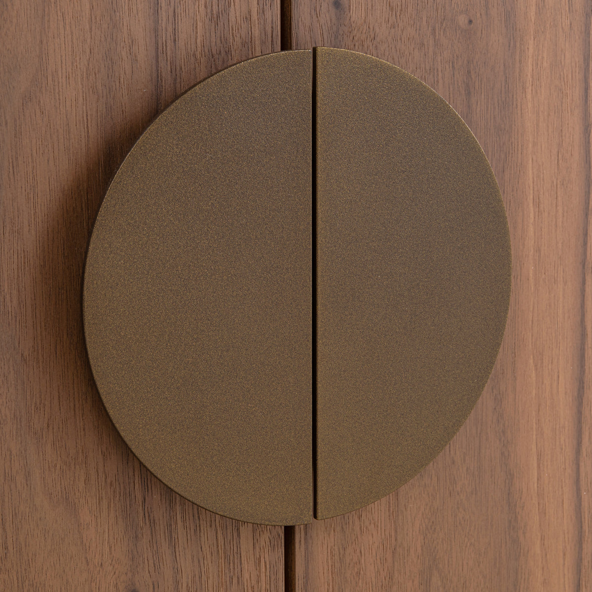 Vitrine Windsor walnut