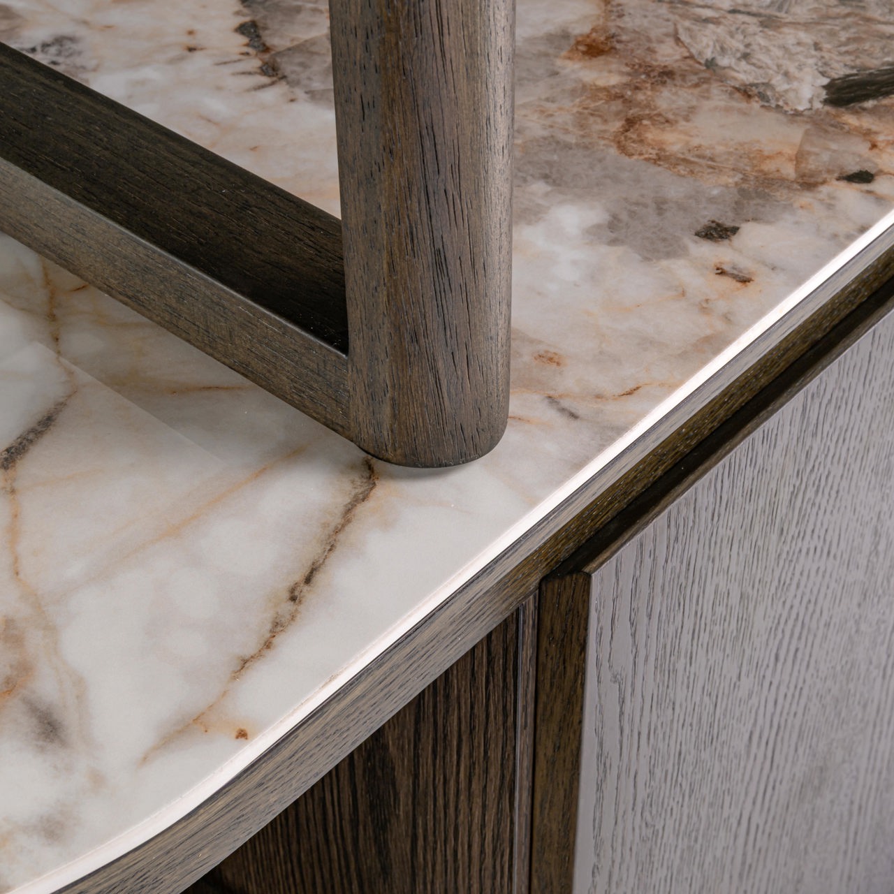 Vitrine Langford brown