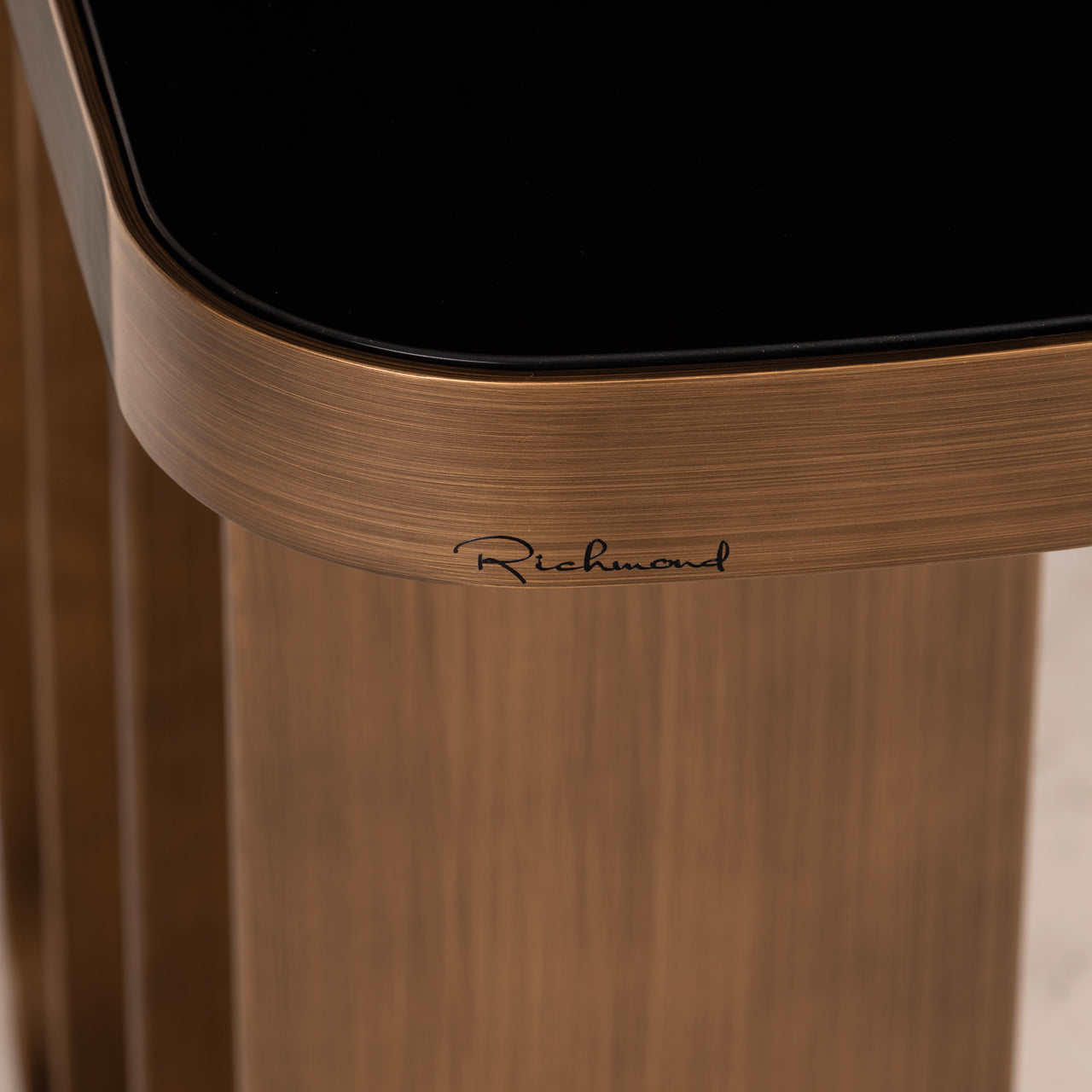 Konsole Locarno brushed gold