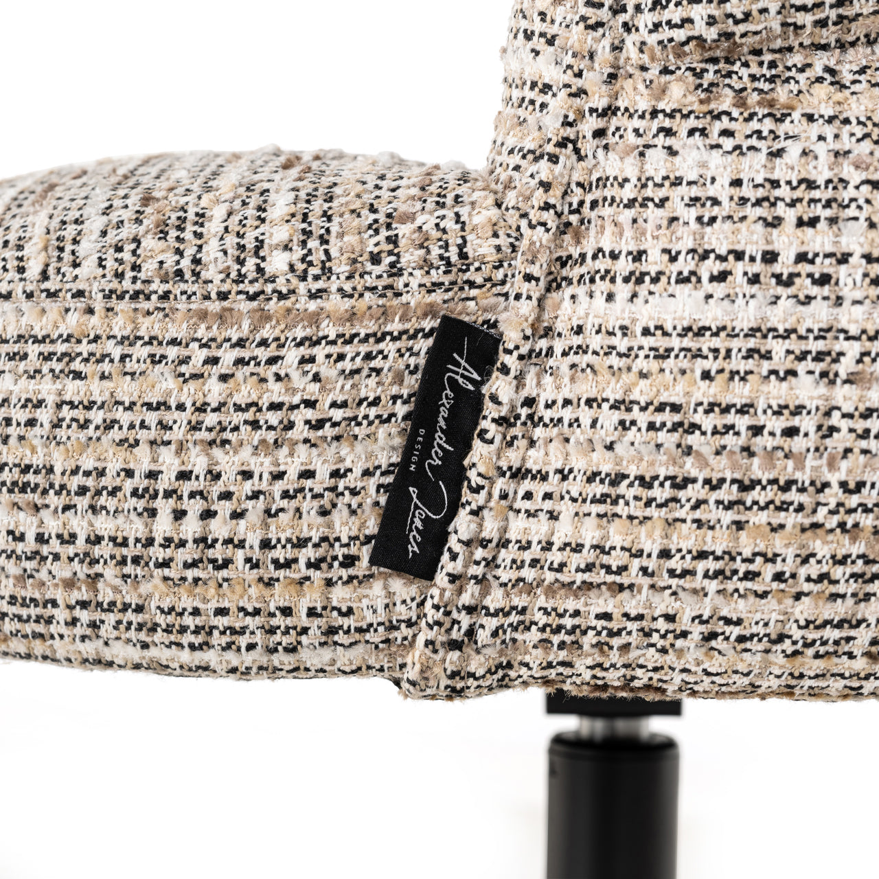 Esszimmerstuhl Alexander Jones beige coco swivel (Chadwick)